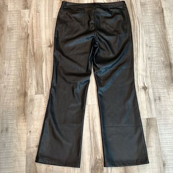 Halogen vegan leather wide leg pants size 10 - Picture 4 of 12